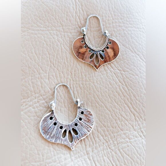 Free People Silver Heart Earrings - Picture 3 of 4